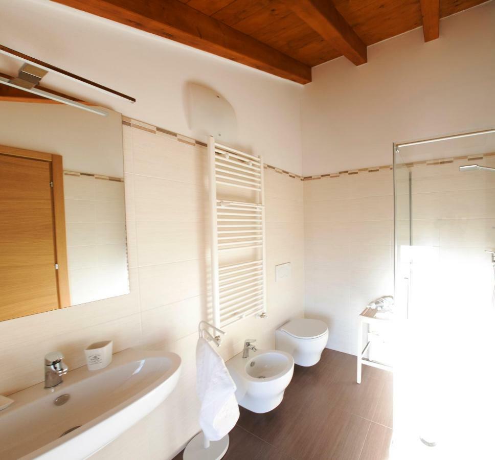 Agriturismo Mestroni Bressa Luaran gambar